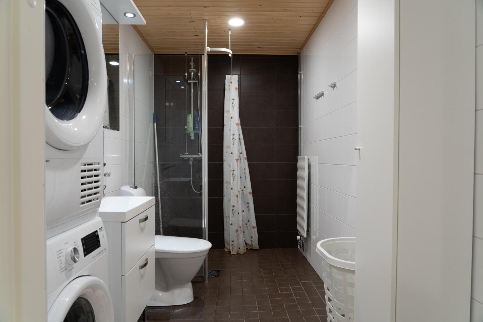 Kaksio Helsingissae Hyvien Kulkuyhteyksien Varrella Apartment Helsinki Exterior photo