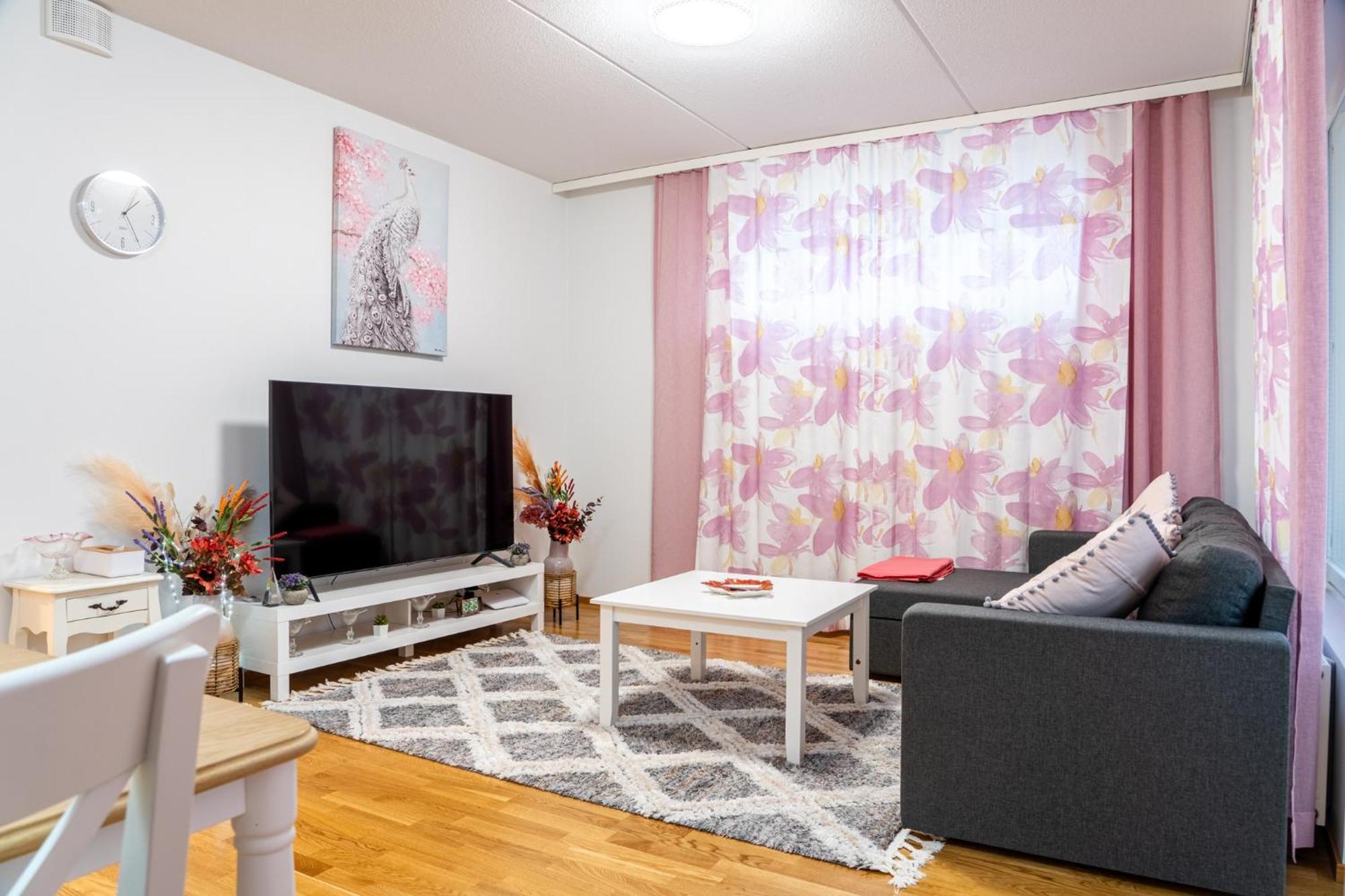 Kaksio Helsingissae Hyvien Kulkuyhteyksien Varrella Apartment Helsinki Exterior photo
