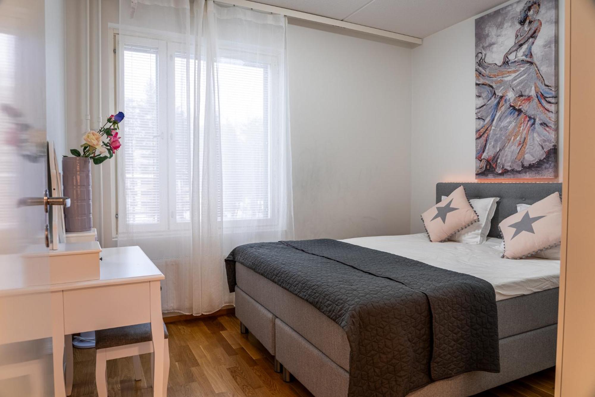 Kaksio Helsingissae Hyvien Kulkuyhteyksien Varrella Apartment Helsinki Exterior photo