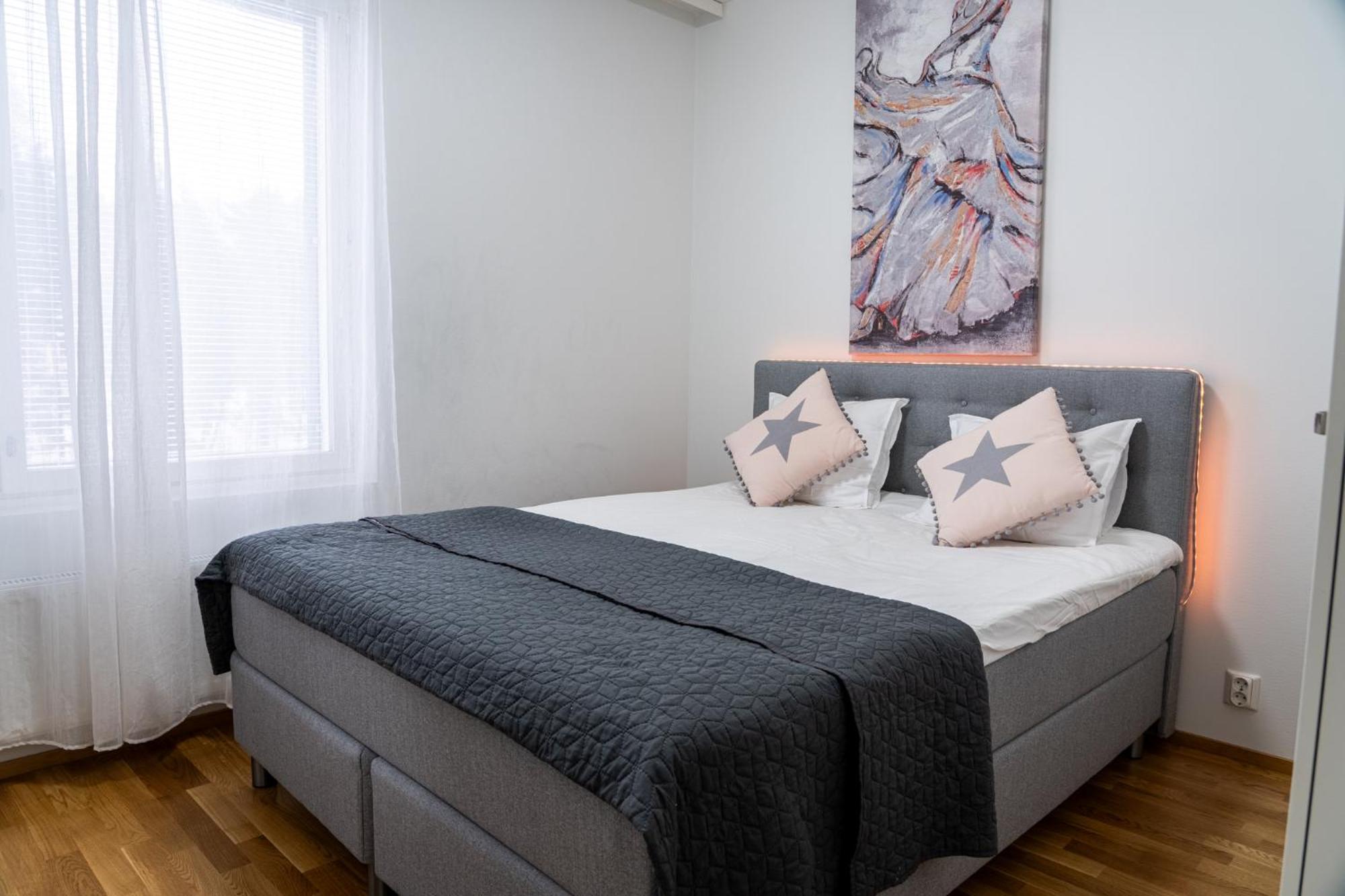 Kaksio Helsingissae Hyvien Kulkuyhteyksien Varrella Apartment Helsinki Exterior photo