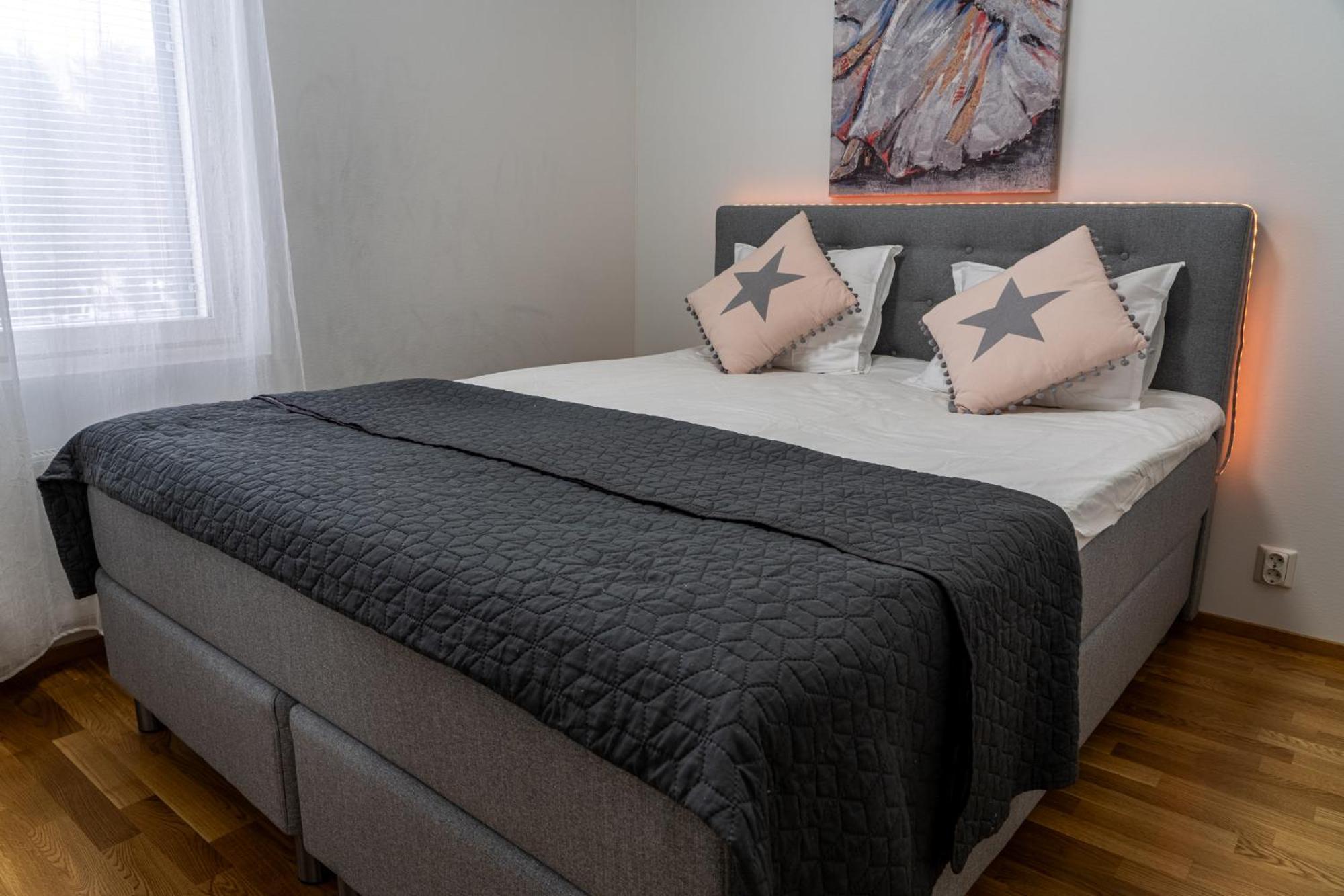 Kaksio Helsingissae Hyvien Kulkuyhteyksien Varrella Apartment Helsinki Exterior photo