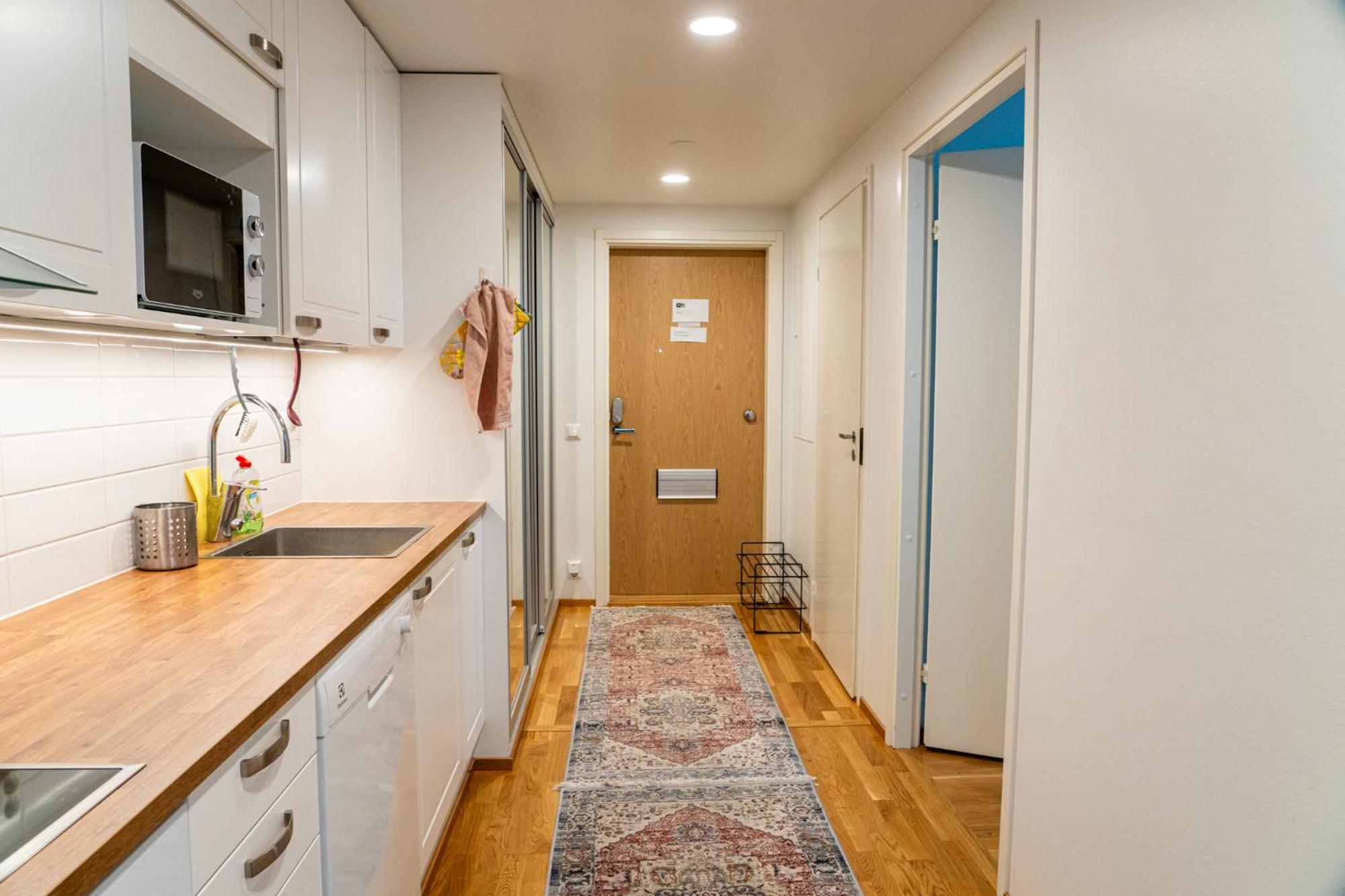 Kaksio Helsingissae Hyvien Kulkuyhteyksien Varrella Apartment Helsinki Exterior photo