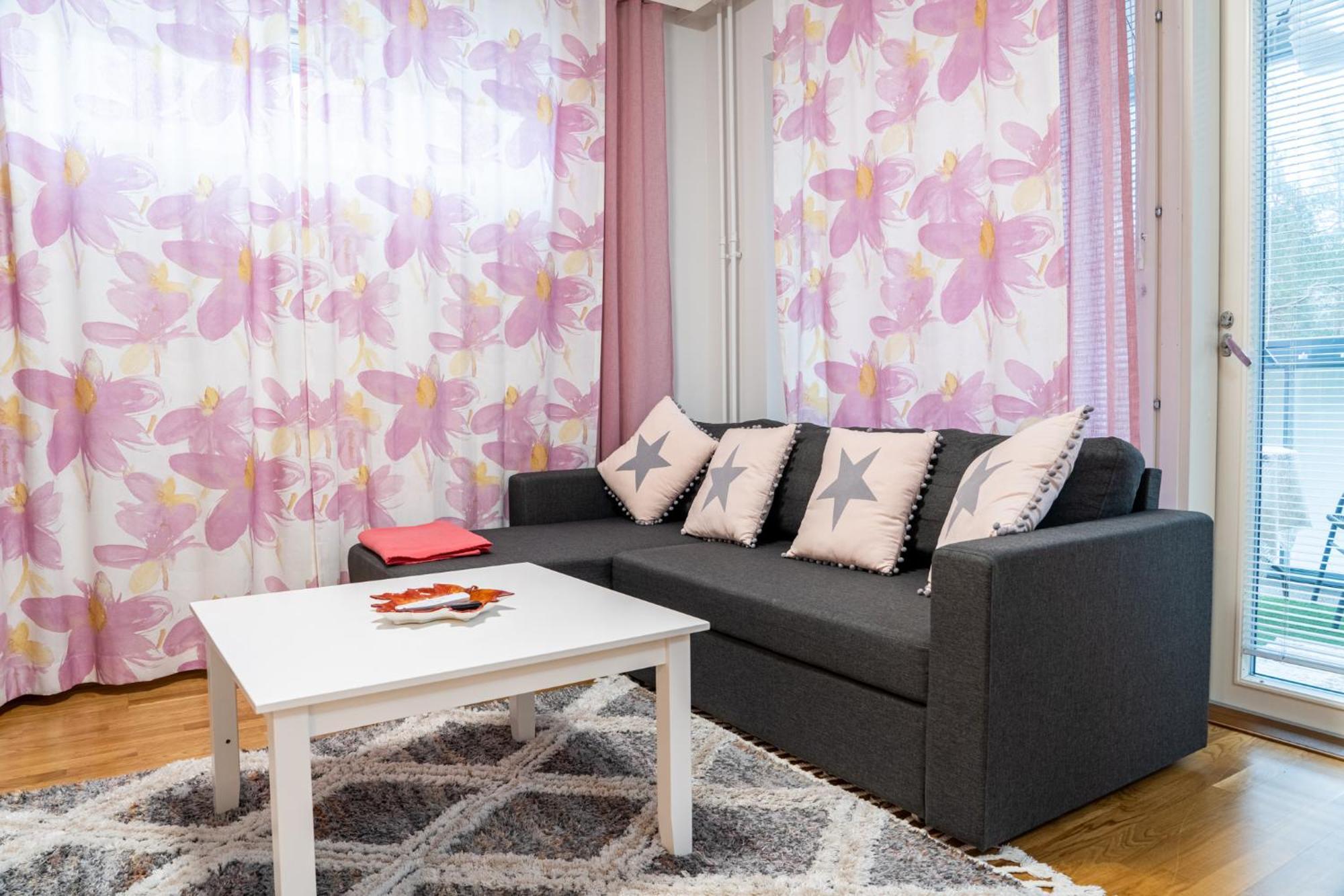 Kaksio Helsingissae Hyvien Kulkuyhteyksien Varrella Apartment Helsinki Exterior photo