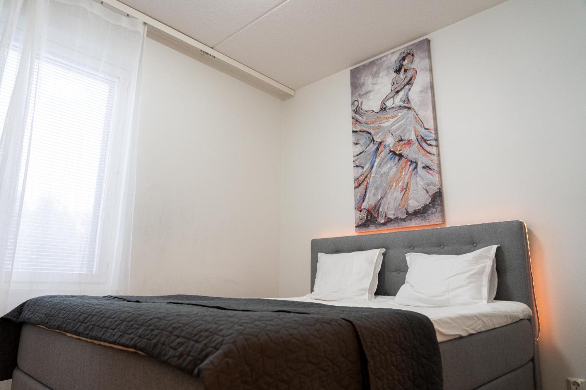 Kaksio Helsingissae Hyvien Kulkuyhteyksien Varrella Apartment Helsinki Exterior photo