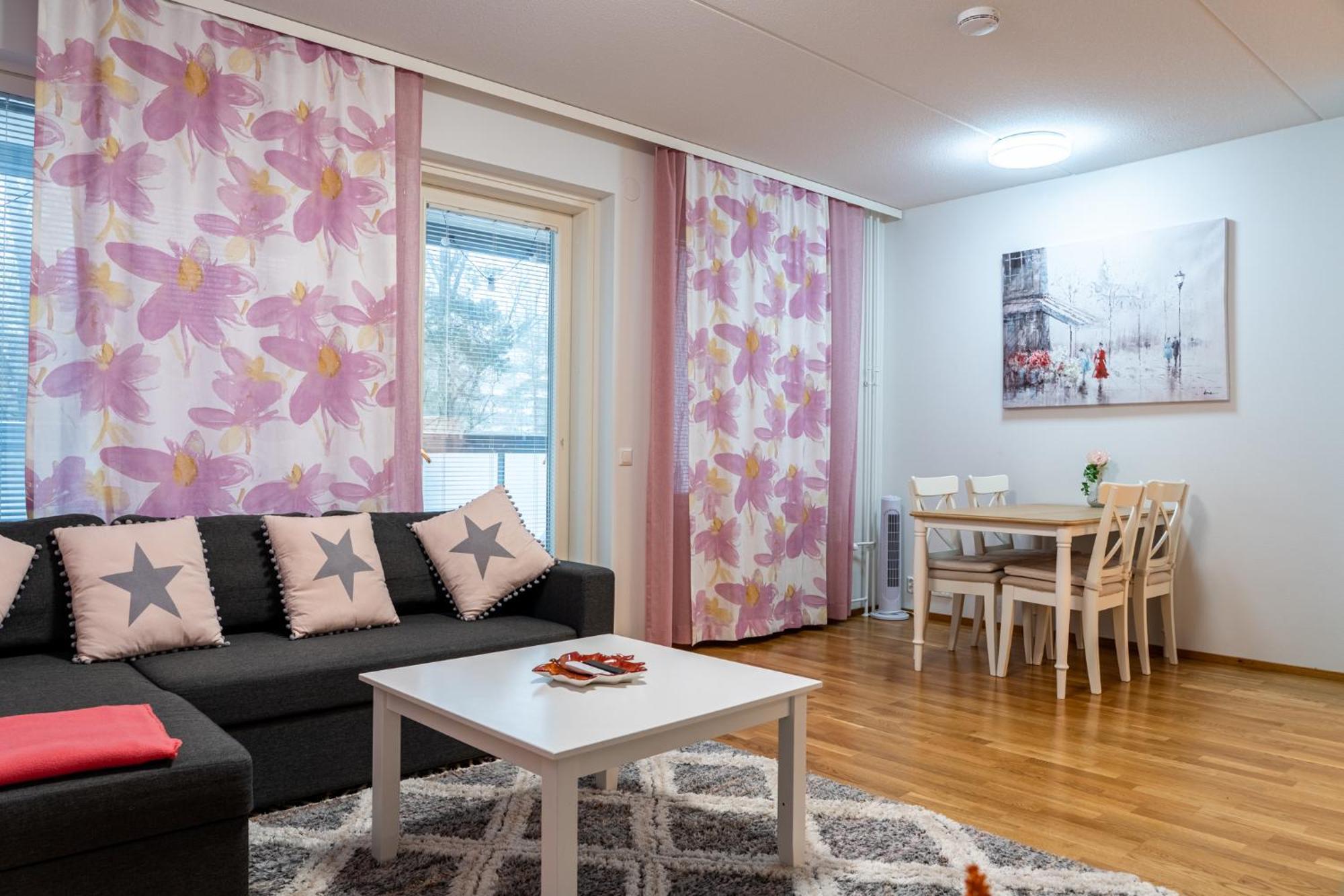 Kaksio Helsingissae Hyvien Kulkuyhteyksien Varrella Apartment Helsinki Exterior photo